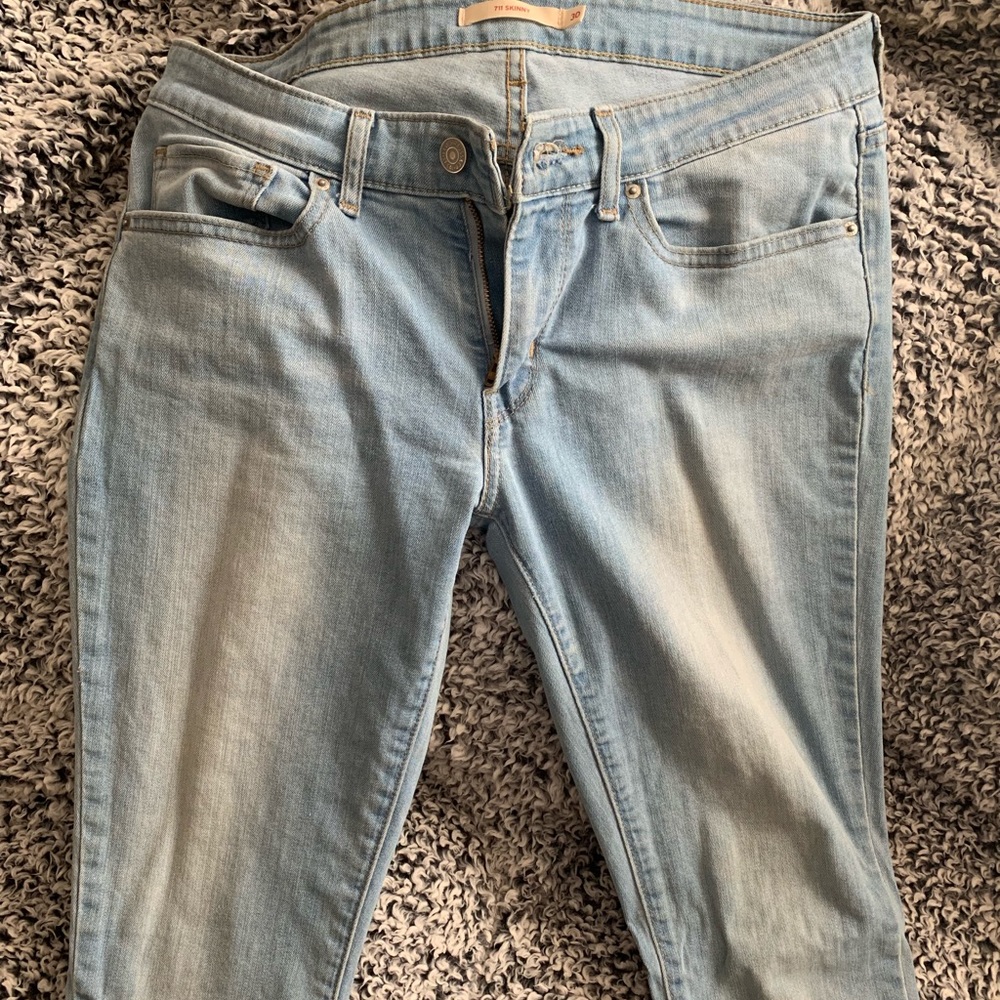 Light Wash Skinny Jeans View 3